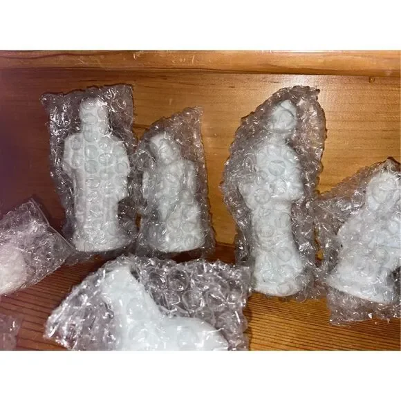 Vintage Bisque Nativity Set White Unopened Pieces - Picture 5 of 7